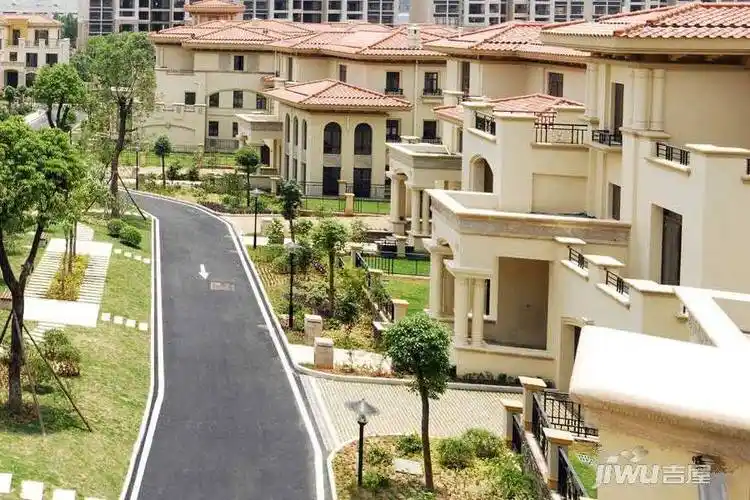 东莞蓝山锦湾别墅首席山湖墅区约357-527平别墅-东莞楼讯