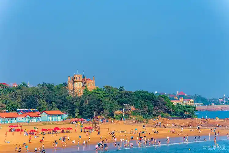 中国山东省青岛市第二海水浴场