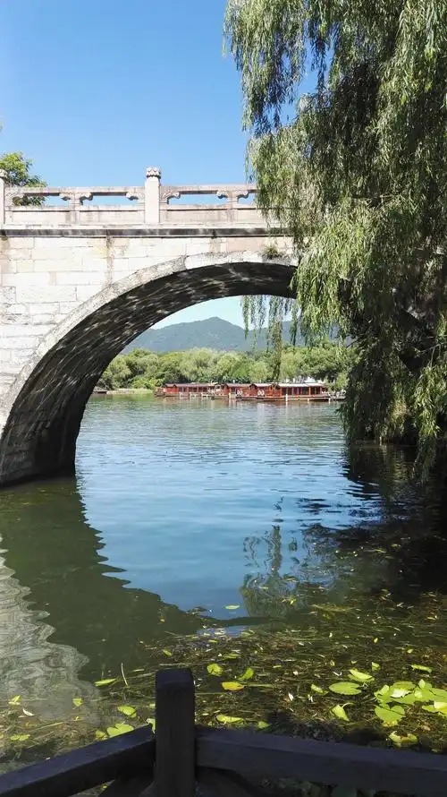 这里的风景山清水秀,小桥流水,真是美呆啦