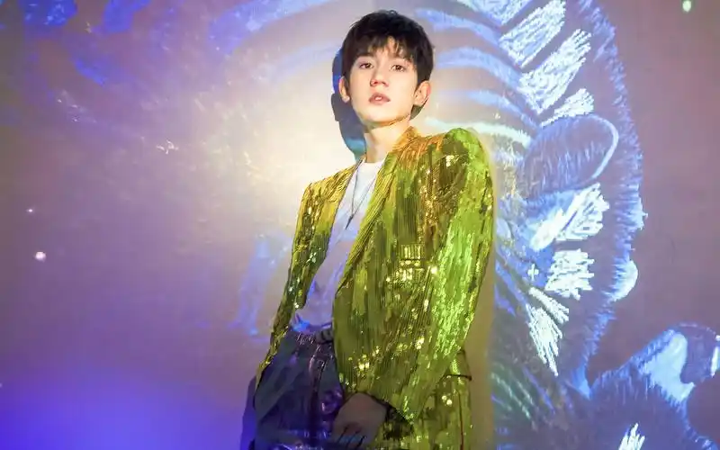 tfboys王源六周年图片桌面壁纸