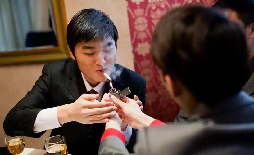 不抽烟不喝酒不乱花钱的男人,反而危险?这4点原因说到根子了