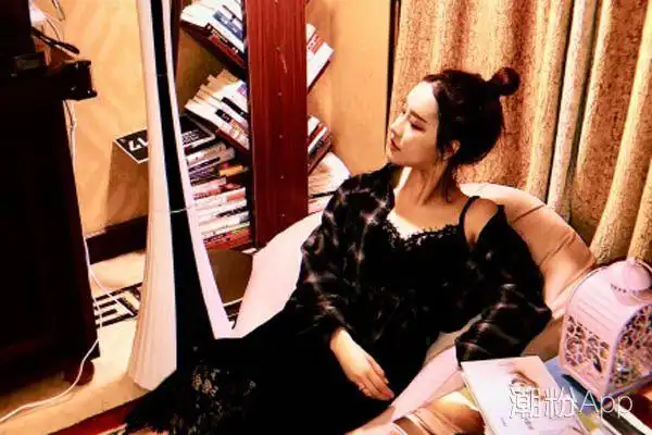 走红以后,马伯骞女友王珂涵实锤成为热议话题,网上传言说他的女朋友叫