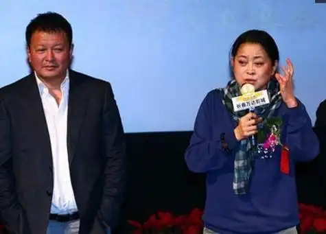 三婚带子嫁名导,倪萍:他不介意我的过去,对我儿子也特别好