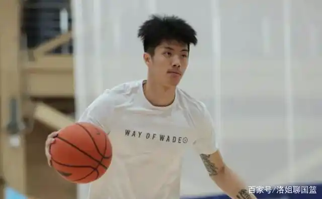 cba三消息:王子瑞现身同曦,黎璋霖小砍20分,女篮败法国获铜牌