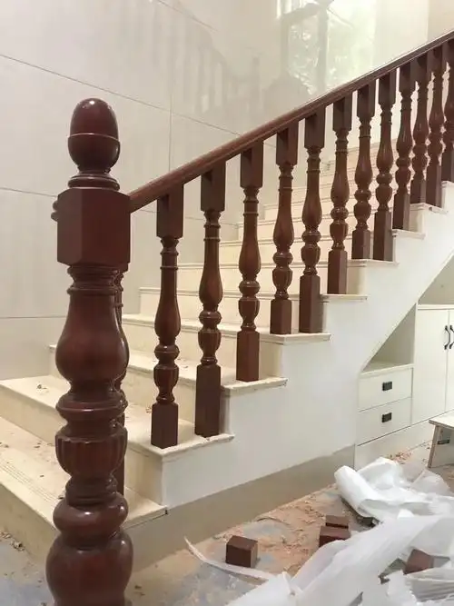 南昌周边实木楼梯护栏阳台护栏飘窗护栏红橡榉木楼梯扶手江西定做