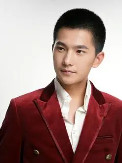 陆元(杨洋饰演)