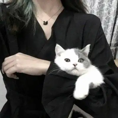 女生霸气超拽的个性头像--抽你的烟