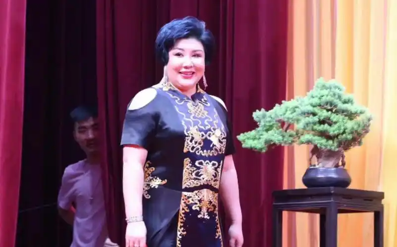 白派京韵大鼓演员王惠重登舞台纪念20211002