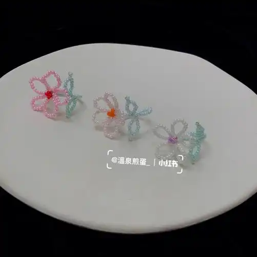 串珠戒指教程可可爱爱的五瓣花戒指出炉啦