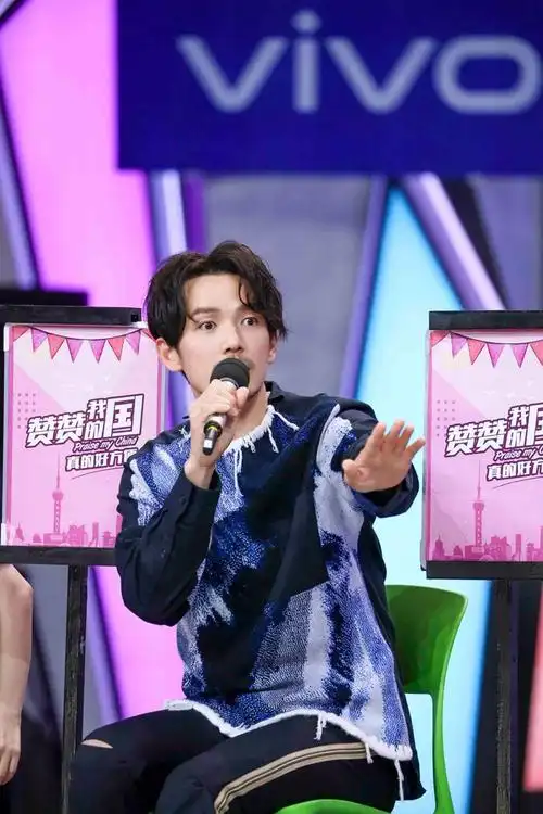 哇大厨上线钟汉良快乐大本营现场秀厨艺