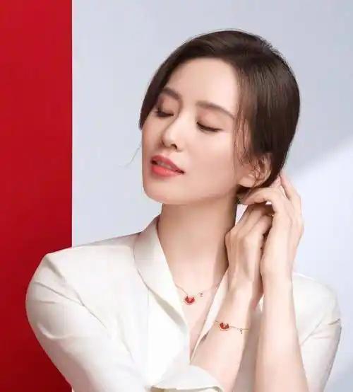 深度解析酷美人刘诗诗的颜值_鼻子_漂亮_脸型