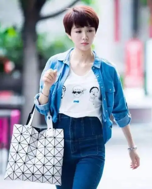 姜妍:天使面容,魔鬼身材,网友直呼:小姐姐咱们恋爱吧