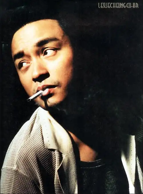 张国荣吸烟最帅照片