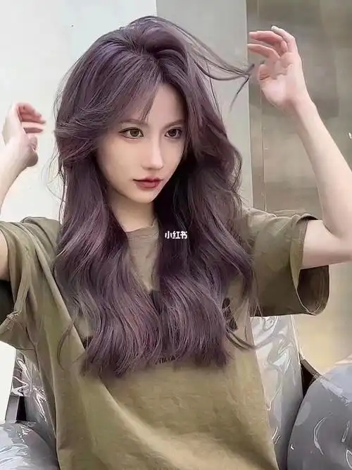 不会吧她第一次漂头发竟然染成这个颜色