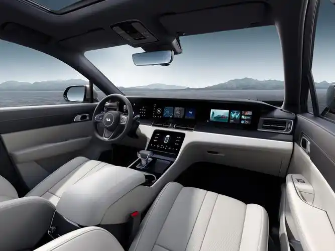 理想one 内饰前向全景