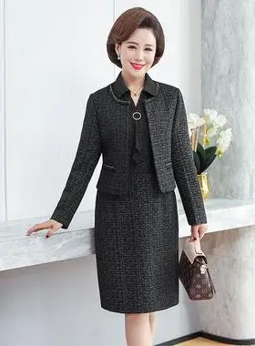 中年妈妈装新款连衣裙子春秋装中老年人女装套装长袖时尚洋气质季智杨