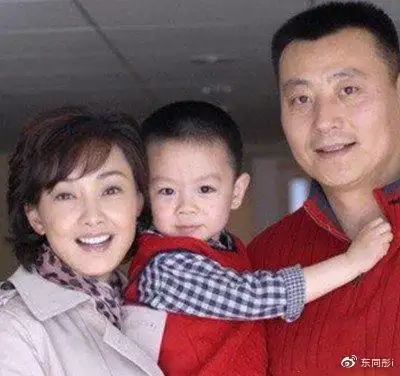 连上10年春晚,她是郭冬临"御用妻子",后嫁豪门老公是亿万富豪