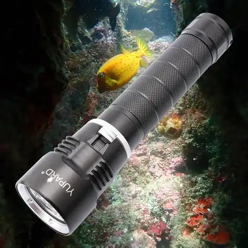 3颗t6 白光led潜水手电筒强光补光潜水远射水下26650/18650防水