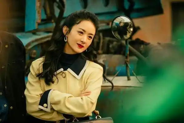 白玉兰奖提名已经揭晓,赵丽颖凭借电视剧《风吹半夏》许半夏一角成功