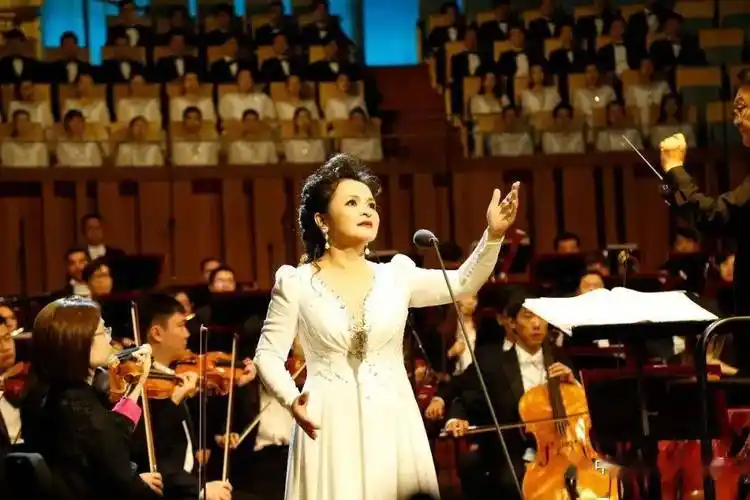 《空山鸟语》刘天华曲二胡独奏:宋飞《良宵》刘天华曲二胡独奏:陈军