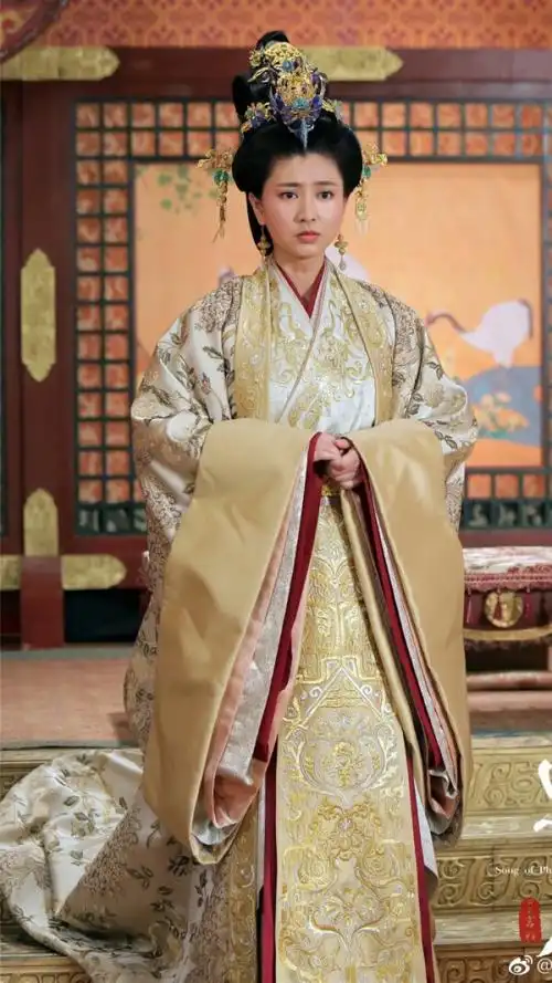 思美人 南后 斓曦