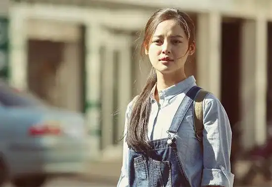 《拥抱星星的月亮》杀青 辛芷蕾展不俗演技