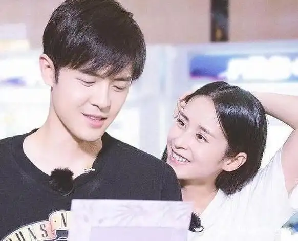 回顾香香公主颖儿与付辛博婚后aa制给孩子买廉价婴儿用品