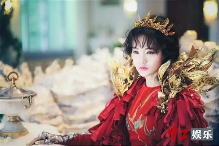 《半妖倾城》另类解读中元节   安以轩转世之谜受关注