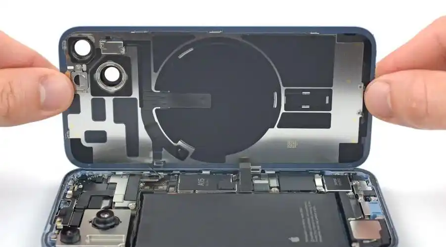 为iphone 14结构设计变更鼓掌