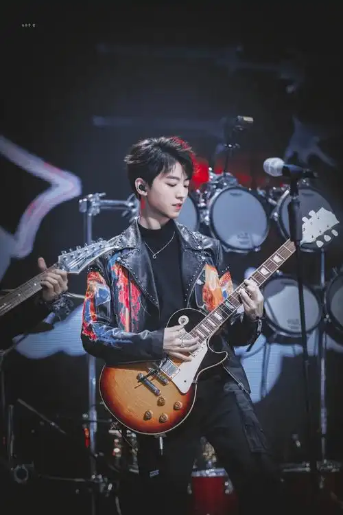 王俊凯 我们的乐队 cr.景与本鲸 - 堆糖,美图壁纸兴趣社区