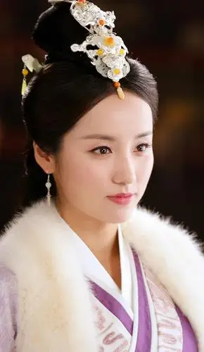 吕一古装这种我见犹怜的感觉555 不过我还有另一个更喜欢的角色!