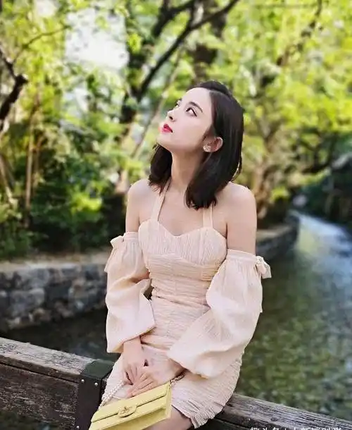 古力娜扎在家真放得开!