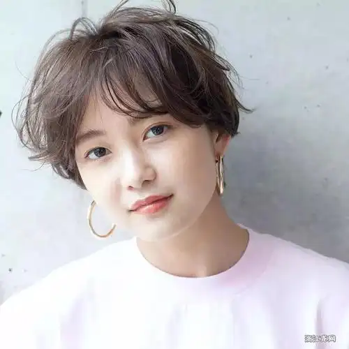 发量少必选的6款发型 头发少的女生适合什么发型