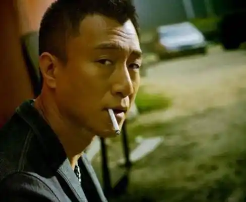 孙红雷所以早前我们就来聊聊孙红雷年轻时的那些感情事.虽然之后沉寂