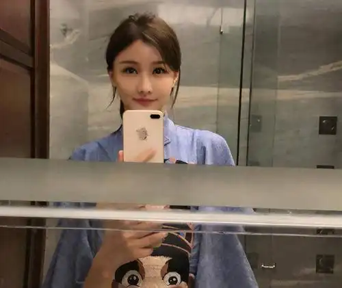 虎牙一姐miss代言oppo引发诸多铁粉强力追捧