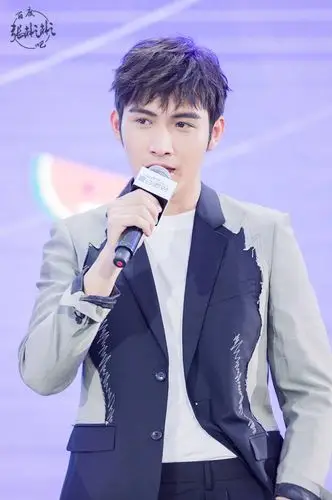 考古张彬彬全部活动造型图(好多图)