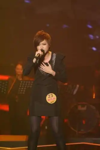 快女喻佳丽资料喻佳丽微博喻佳丽图片2011快乐女声喻佳丽唱过的歌