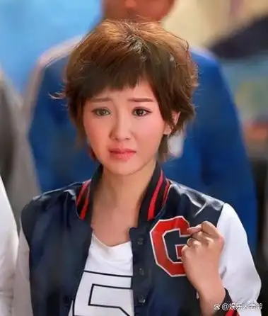 回顾刚出生就被"抛弃",成名后被索要赡养费,毛晓彤经历了啥?