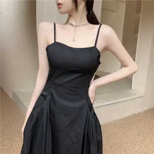 价性感正式场合高级感礼服露背收腰抹胸吊带连衣裙女