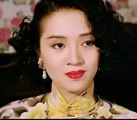 梅艳芳大哥又"作妖",开记者会问梅妈要钱,被批上梁不正下梁歪_马梅_梅