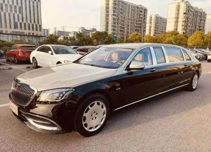 卖掉奔驰迈巴赫s600,要买这台售价78.90万起的国产车