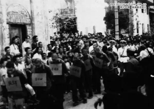 1983年"严打时期"的集体淫乱罪女流氓