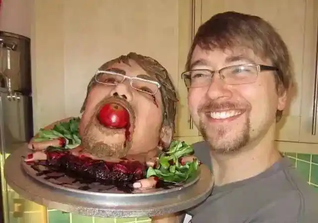 挂人头卖蛋糕汉尼拔吃的可能都是甜品