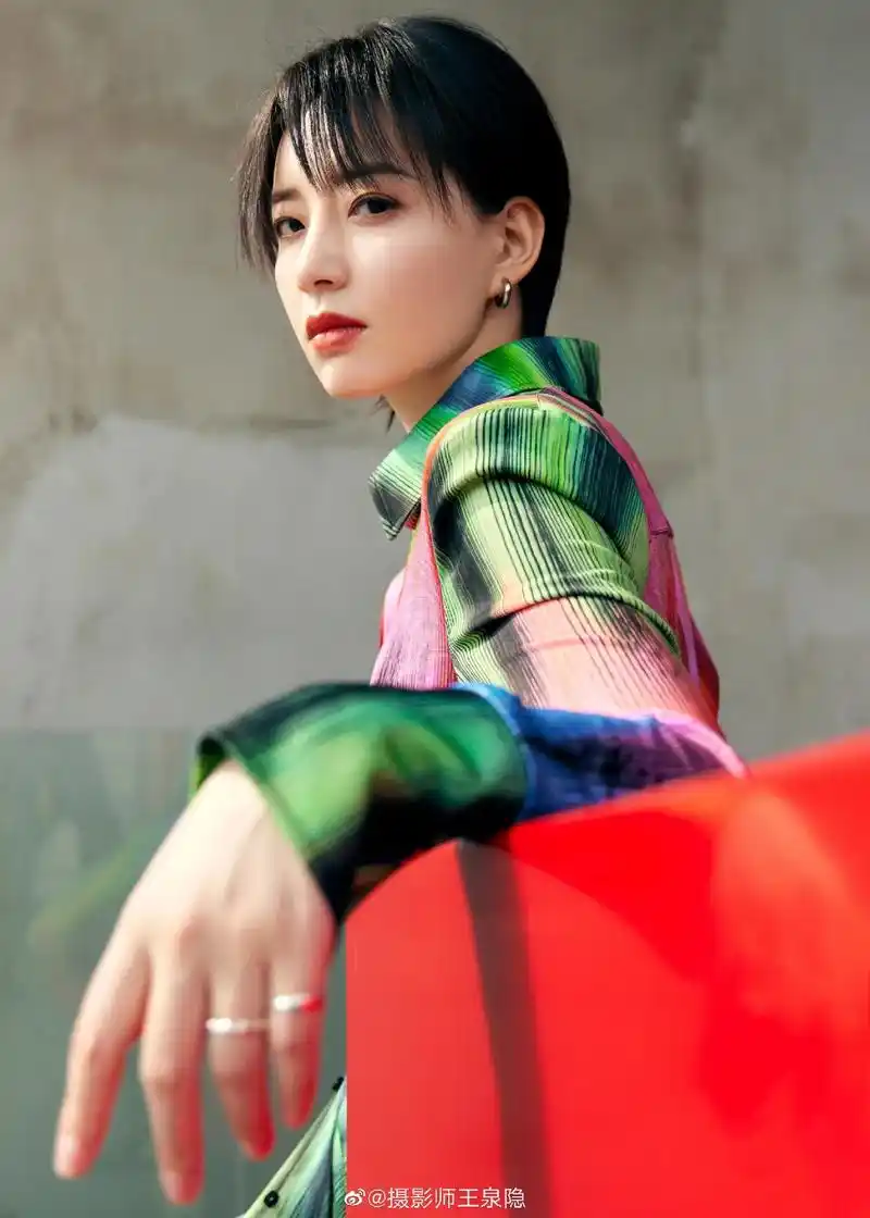 歌手演员!李斯丹妮! - 抖音