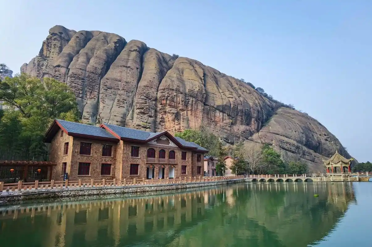 江上龟峰天下稀,弋阳龟峰景区游览路线推荐 它大概是江西最低调的5a