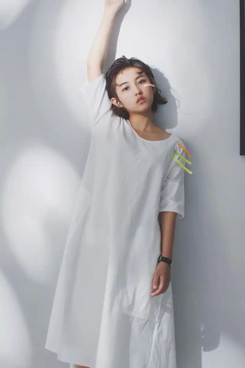 九岁成为冯女郎,客串电影用眼神征服观众,张子枫有点优秀