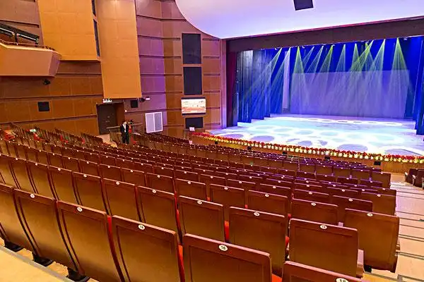 音乐厅舞台_全景网