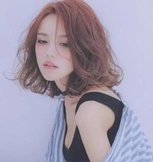 2021女生短发发型超短图片,短发的女孩超级酷