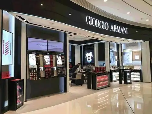 教你妆丨阿玛尼小细管唇膏为你打造冬日"微. - wewqewqewqeq的主页