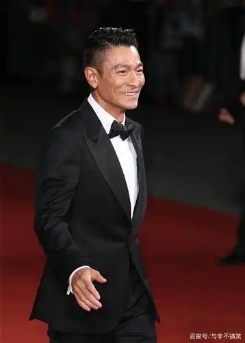 刘德华出道四十年:不能输,我还是个青年